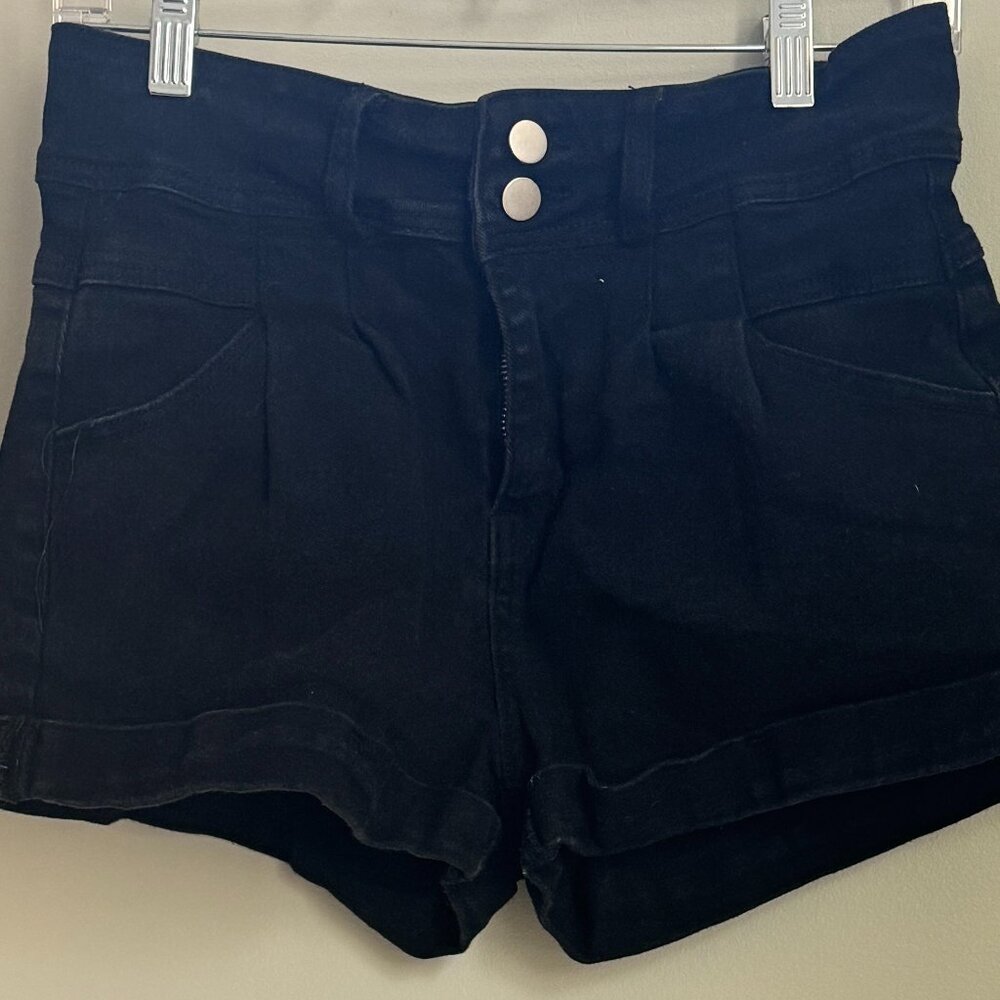 Size Medium Black Shorts